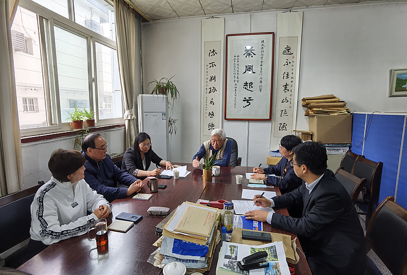 子洲县创建领导小组负责人与徐耿华主任座谈会在西安举行
